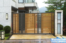 Automatic slide gate at Valais